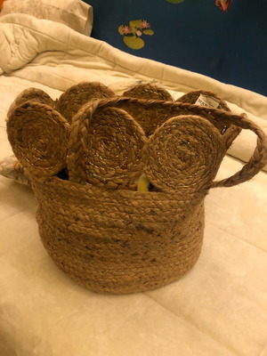 Straw shoulder bag like new