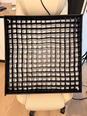 Aputure Amaran F22C Studio Flex RGBWW LED light panel 60x60 cm
