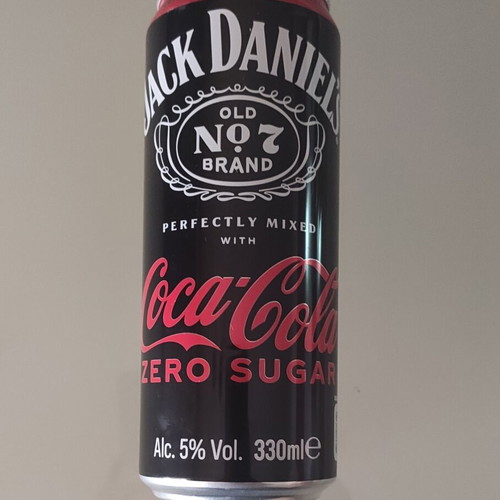 Jack Daniels with Coca Cola Zero can
