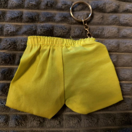 Vintage keychain like new, yellow 90's