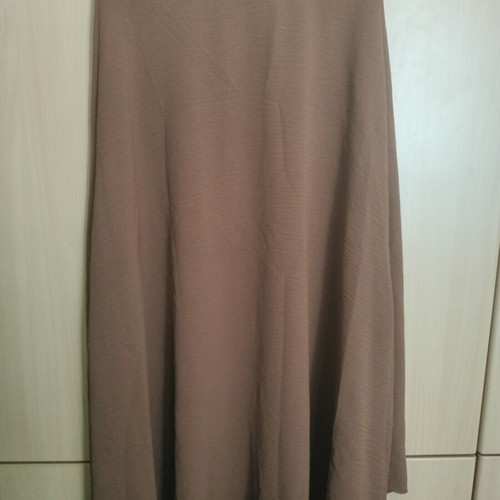 Skirt with elastic waist like new, size L, brown