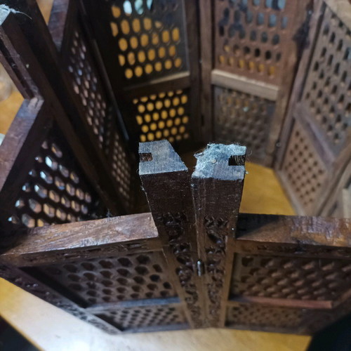 Carved folding table like new, Moroccan origin, octagonal 45cm