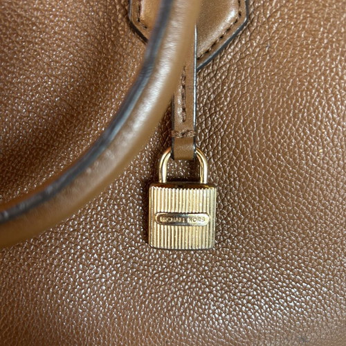 Michael Kors bag used, brown with crossbody strap