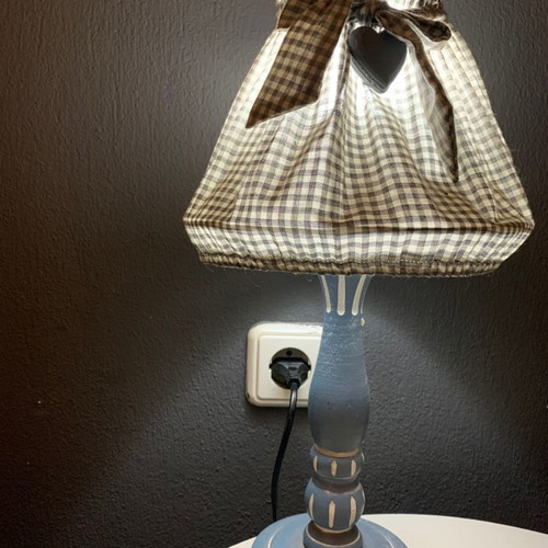 Bedside lamp used, broken
