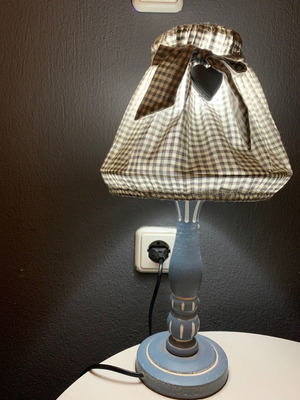 Bedside lamp used, broken