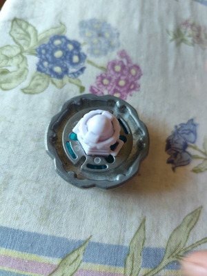 Beyblade Leone like new