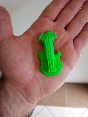 Kinder emoji μινιατούρα μαρκαδόρος ηλεκτρική κιθάρα μεταχειρισμένη