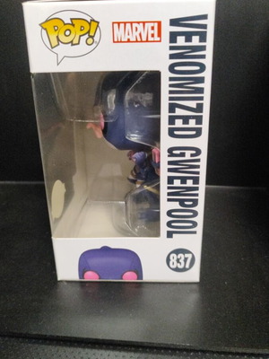 Funko Pop Venomized Gwenpool 837 Special Edition like new