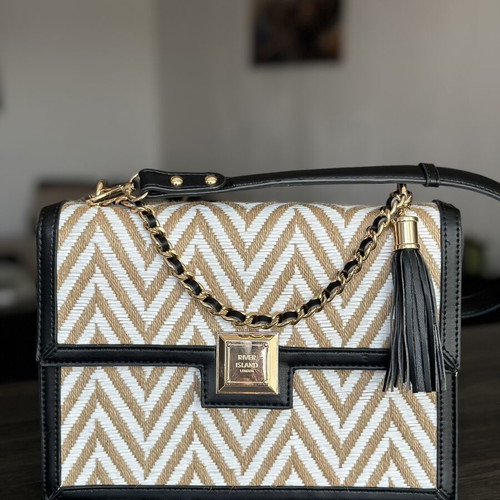 River Island shoulder bag like new, black and beige