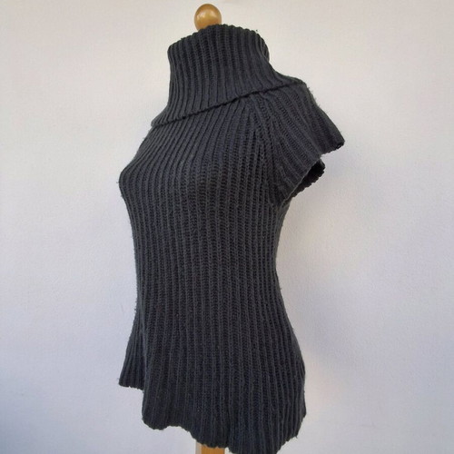More&More sleeveless sweater used, size L, black