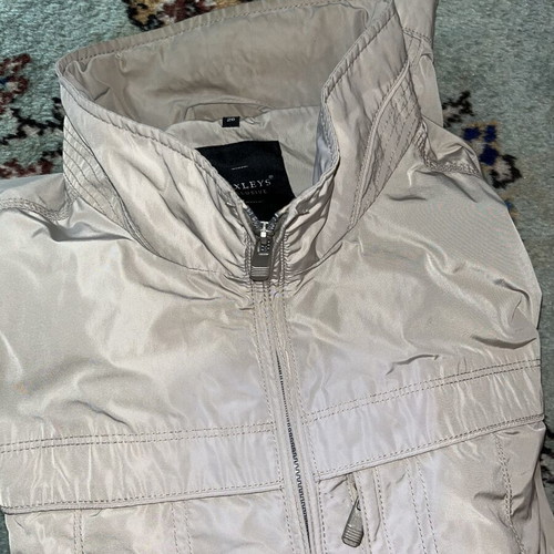 Bexleys L/40 Bomber Jacket like new, beige
