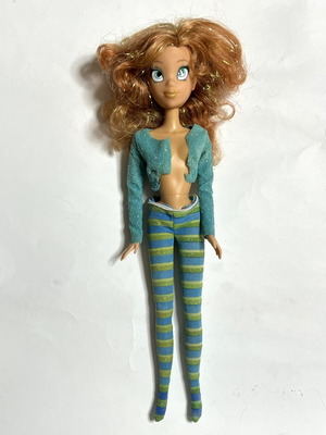 W.i.t.c.h Irma doll used with loose tights and cut shirt