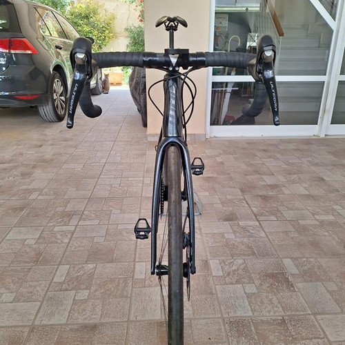 Giant TCR PRO M/L 2023 Road Bike like new, disc brakes