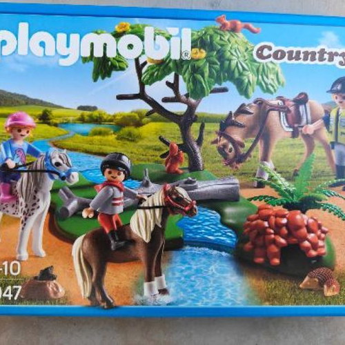 Playmobil 6947 children with pony and trainer set like new