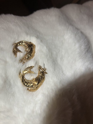 Vintage Gold Tone Koi Fish Hoop Earrings new