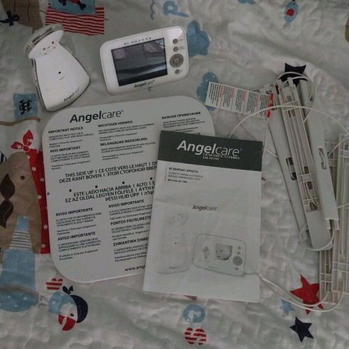 Angelcare AC1300 baby monitor with breath detection used