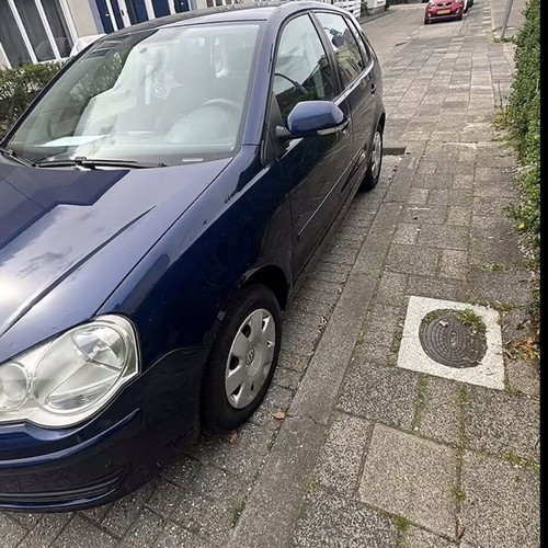Volkswagen Polo Optive sedan like new, petrol, manual