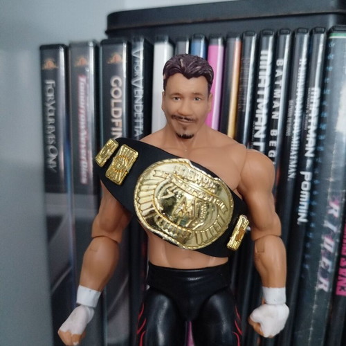 Jakks WWE Eddie Guerrero action figure like new, Main Event Series 149