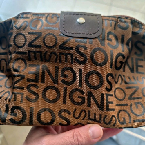 Brown toiletry bag like new