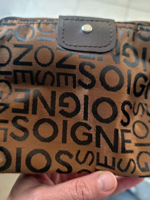 Brown toiletry bag like new