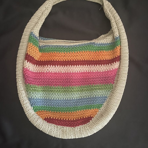 Fullah Sugah knitted Boho shoulder bag, multicolored with zipper