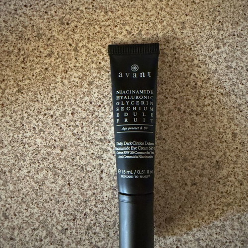 Avant Daily Dark Circles Defense Niacinamide Eye Cream SPF 30 new
