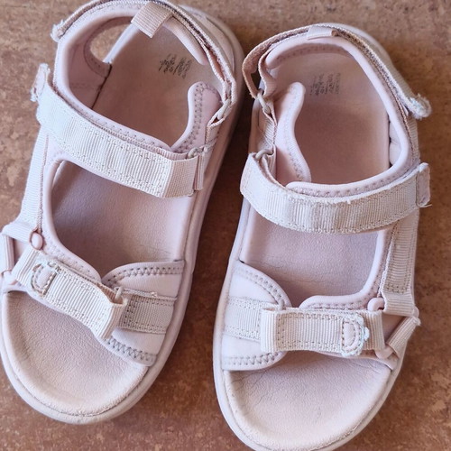 H&M sandals size 28 used, pink, comfortable model