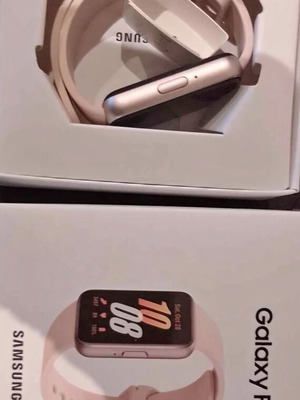Samsung Galaxy Fit 3 like new smartwatch