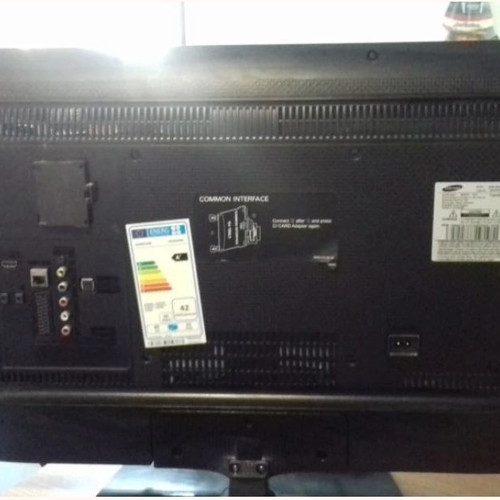 Samsung 40" Smart LED Full HD UE40H5500AW TV for spare parts refurbished