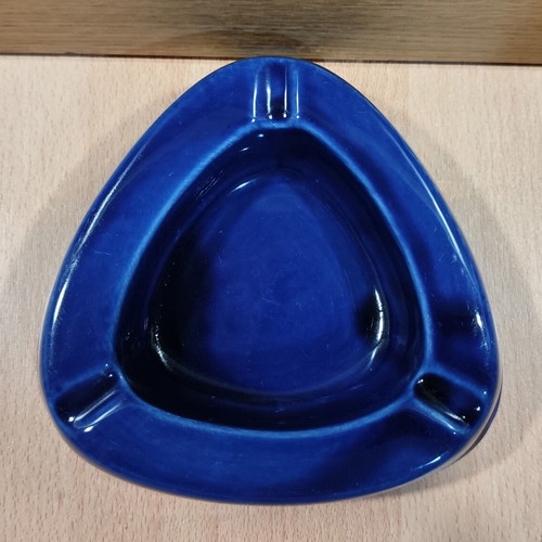 Seagram's V.O. Canadian Whisky ceramic ashtray used