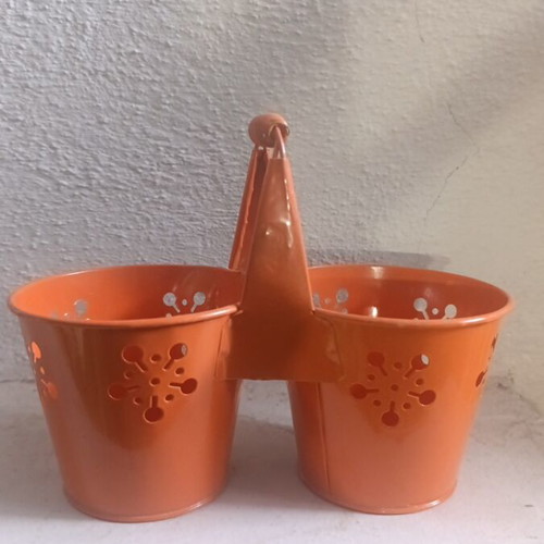 Metal planter new