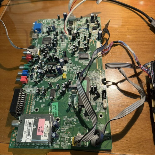 Vestel 17MB24H-3 main board like new with extras