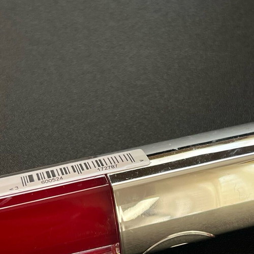 L’Oréal Plump Ambition Lip Oil No.380 like new