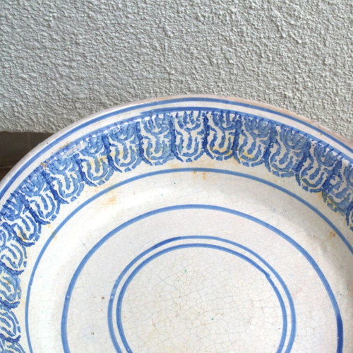 Large used Laterza ceramic dish from Puglia, Italy 1800s