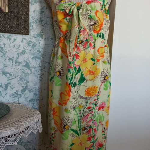 Coast dress used, summer design, size XL 16