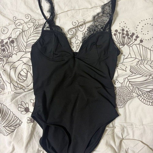 Black lace bodysuit new with adjustable straps