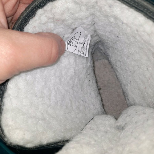 Playshoes kids snow boots gray like new, size 24-25