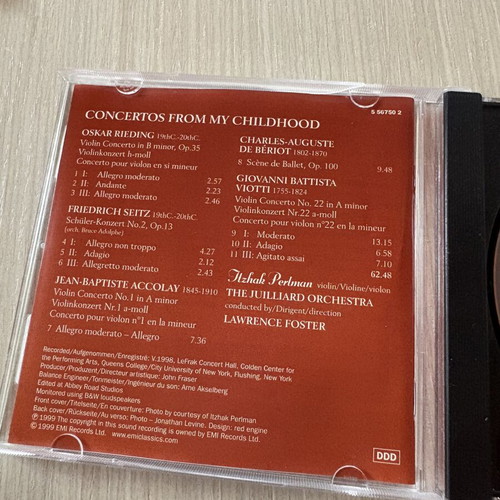Itzhak Perlman classical concertos CD used, violin, plastic broken