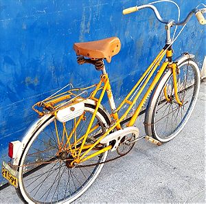 Παλιό ποδήλατο Peugeot