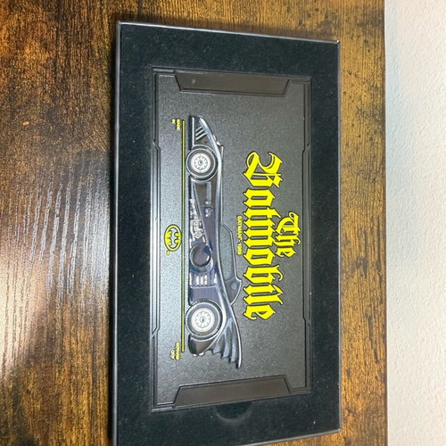 Batman 1989 Batmobile ingot Fanattik limited edition plaque like new