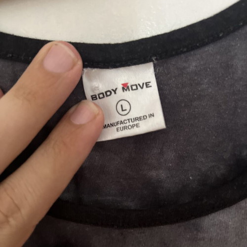 Bodymove sleeveless shirt like new, size L