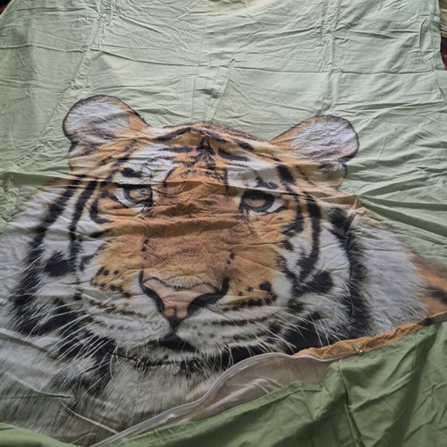 WWF tiger duvet cover like new 150×210