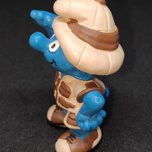Smurf Explorer Schleich figure like new