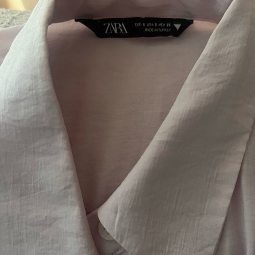 Lilac Zara shirt like new with slight stain, size M