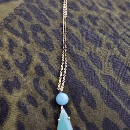 Ozze stainless steel necklace with teardrop stone used