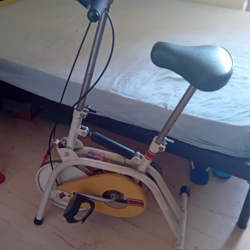 Stationary Exercise Bike like new