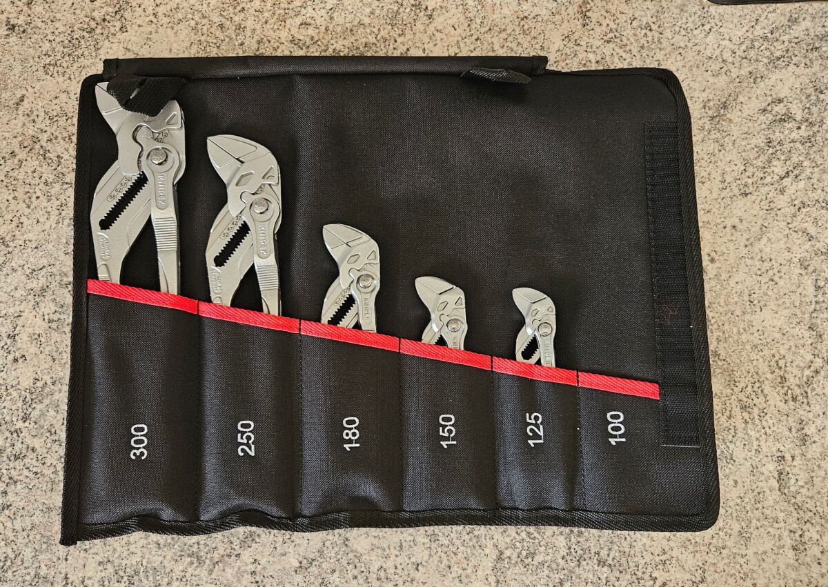 KNIPEX Set of 5 Gas Pliers like new - € 220,00 - Vendora.cy