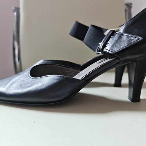Gabor leather high heel shoes, size 38.5, black