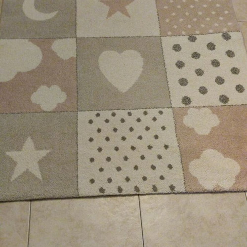 Children's rug like new with dimensions 1.30x1.70