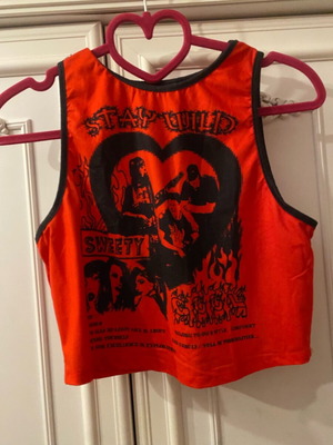 Crop top with design, like new, size large